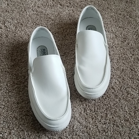Kenneth Cole slip on